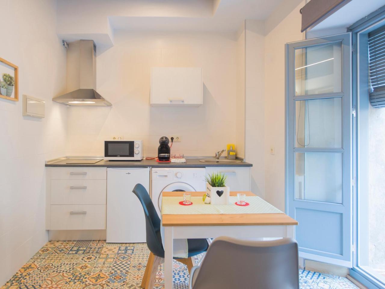 Aldaba Apartment