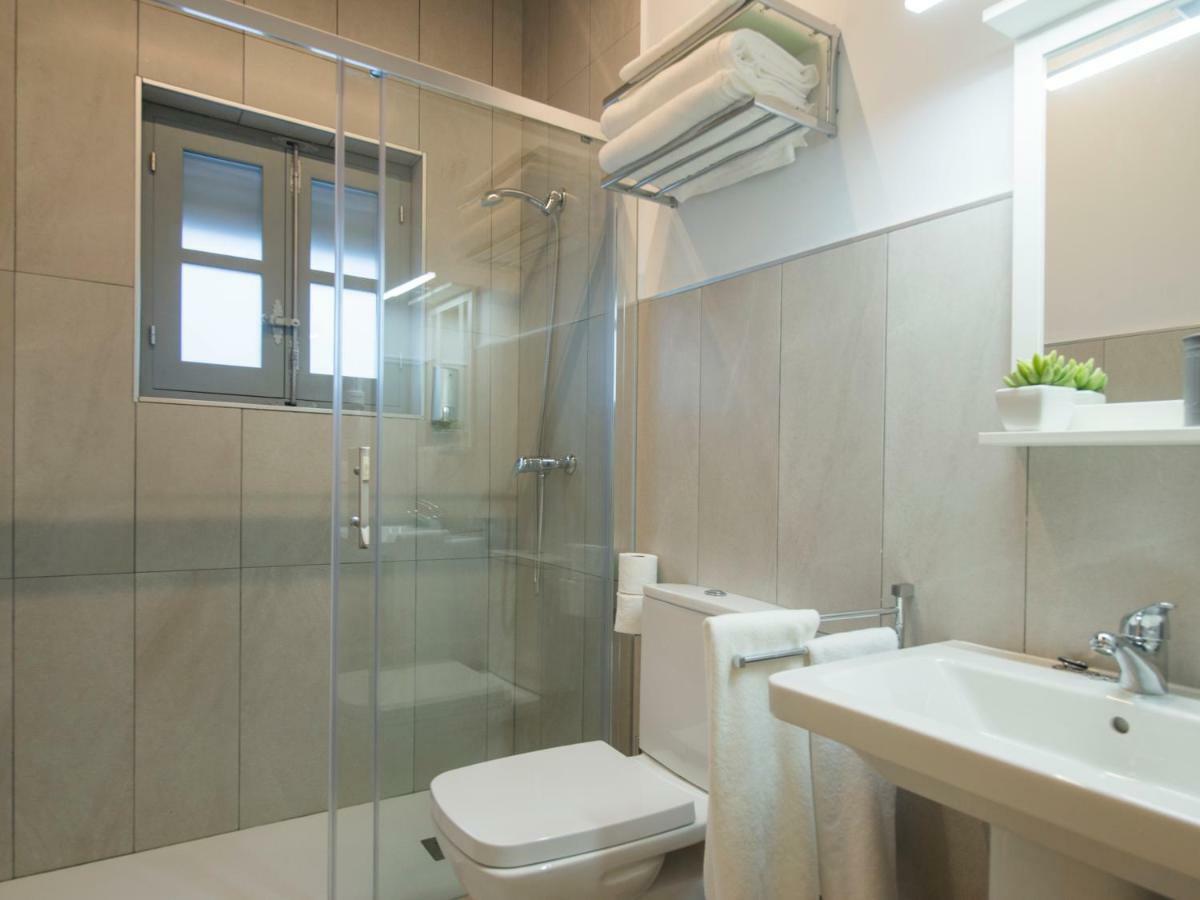 Aldaba Apartment *